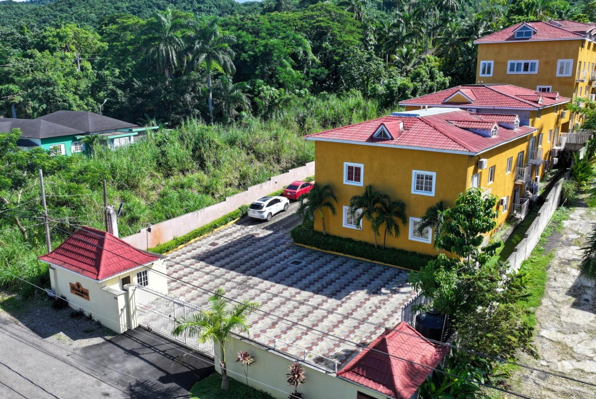 First image of 3- Reading Manor in Reading, St. James, Jamaica - property is For Rent