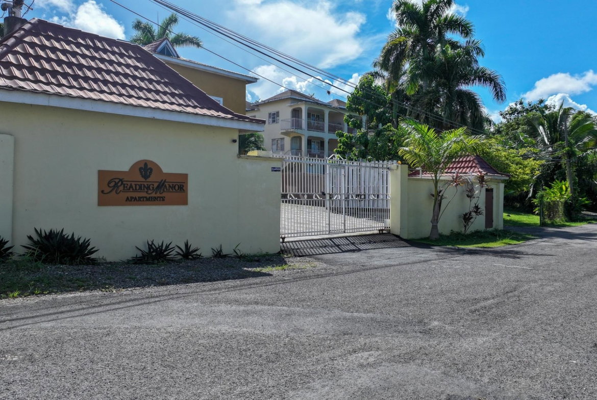 Fourth image of 3- Reading Manor in Reading, St. James, Jamaica - property is For Rent