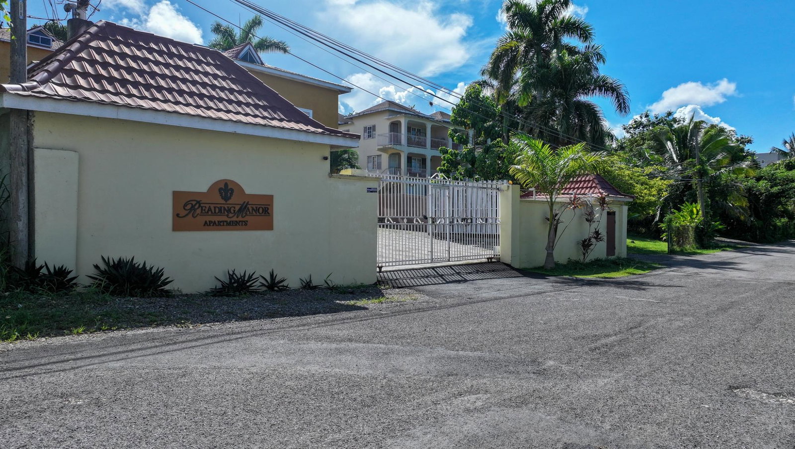 Fourth image of 3- Reading Manor in Reading, St. James, Jamaica - property is For Rent