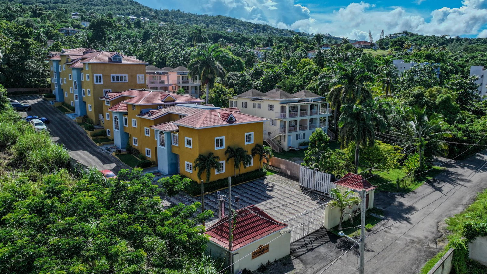Seventh image of 3- Reading Manor in Reading, St. James, Jamaica - property is For Rent