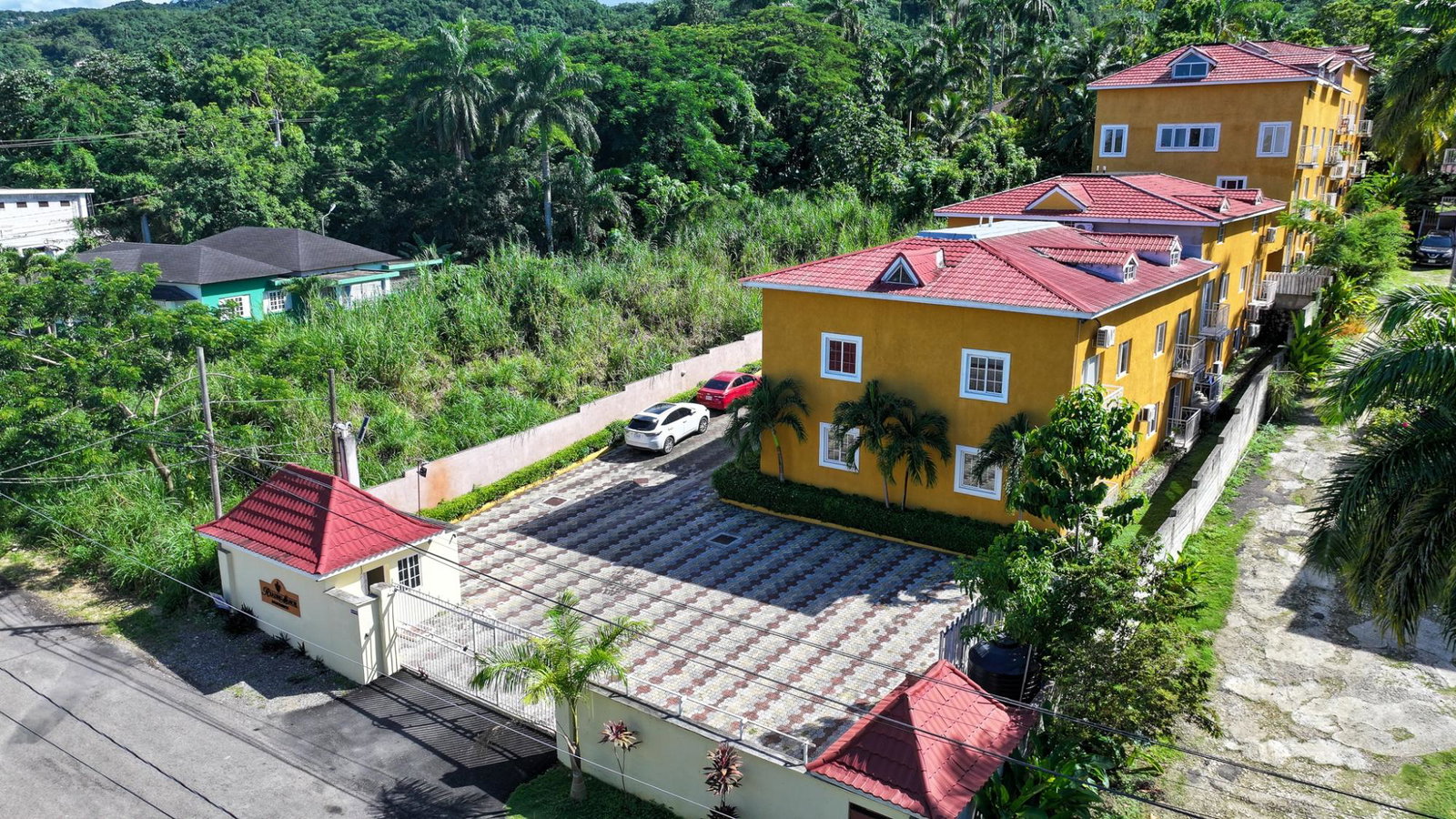 First image of 3- Reading Manor in Reading, St. James, Jamaica - property is For Rent