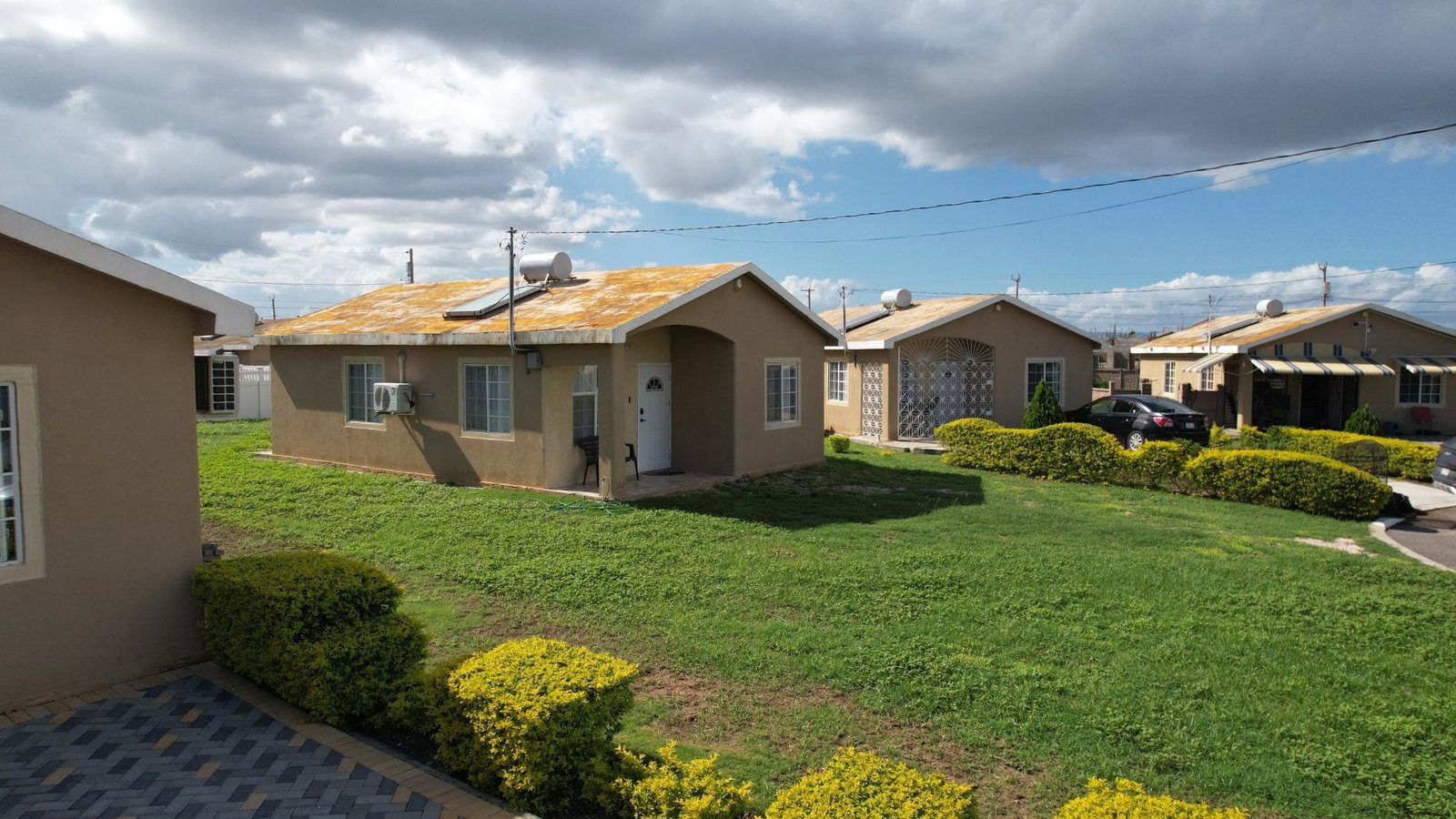 Second image of 949 Plover Place in Greater Portmore, St. Catherine, Jamaica - property is For Rent