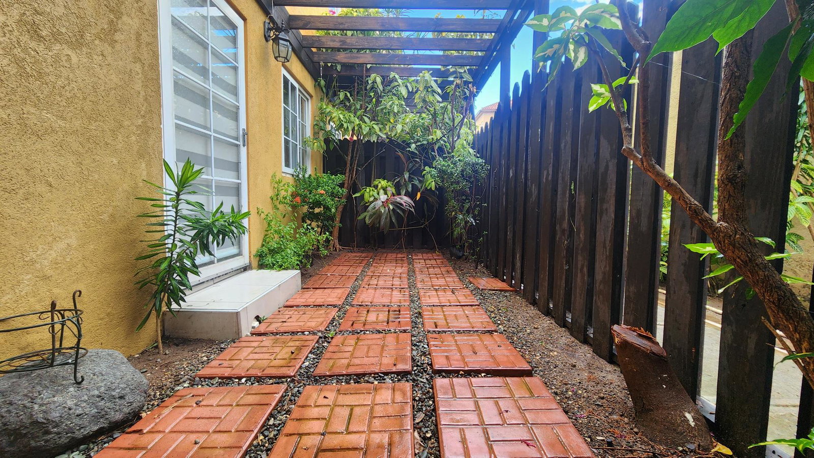 Tenth image of 2-14 Washington Drive in Kingston 8, St. Andrew, Jamaica - property is For Rent