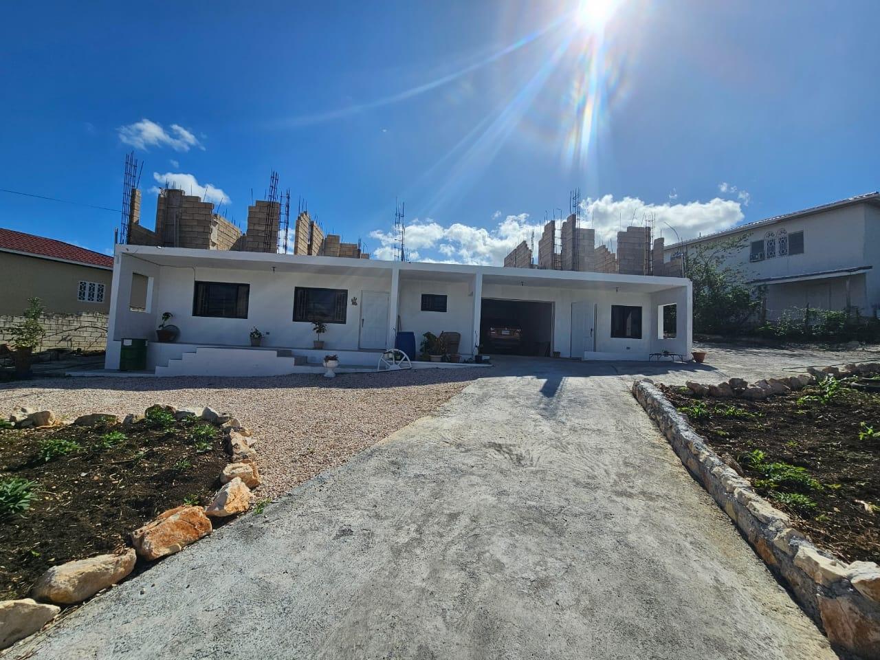 Second image of 78 Retreat Heights in RETREAT HEIGHTS, Trelawny, Jamaica - property is For Rent
