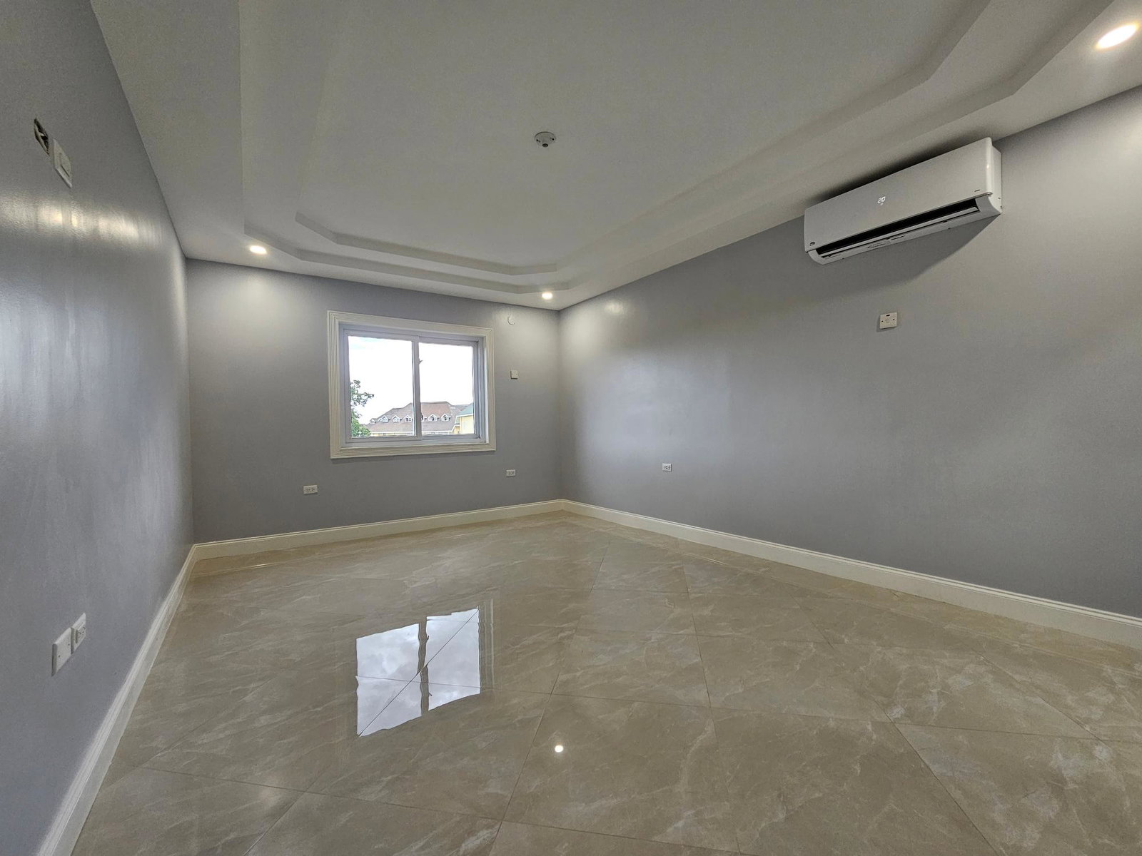 Eighth image of 6-25 Rochester Avenue in Kingston 8, St. Andrew, Jamaica - property is For Rent