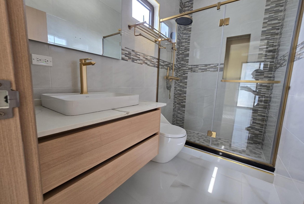 Tenth image of A201- Maldives a, Paradisiac be in Laughlands, St. Ann, Jamaica - property is For Rent