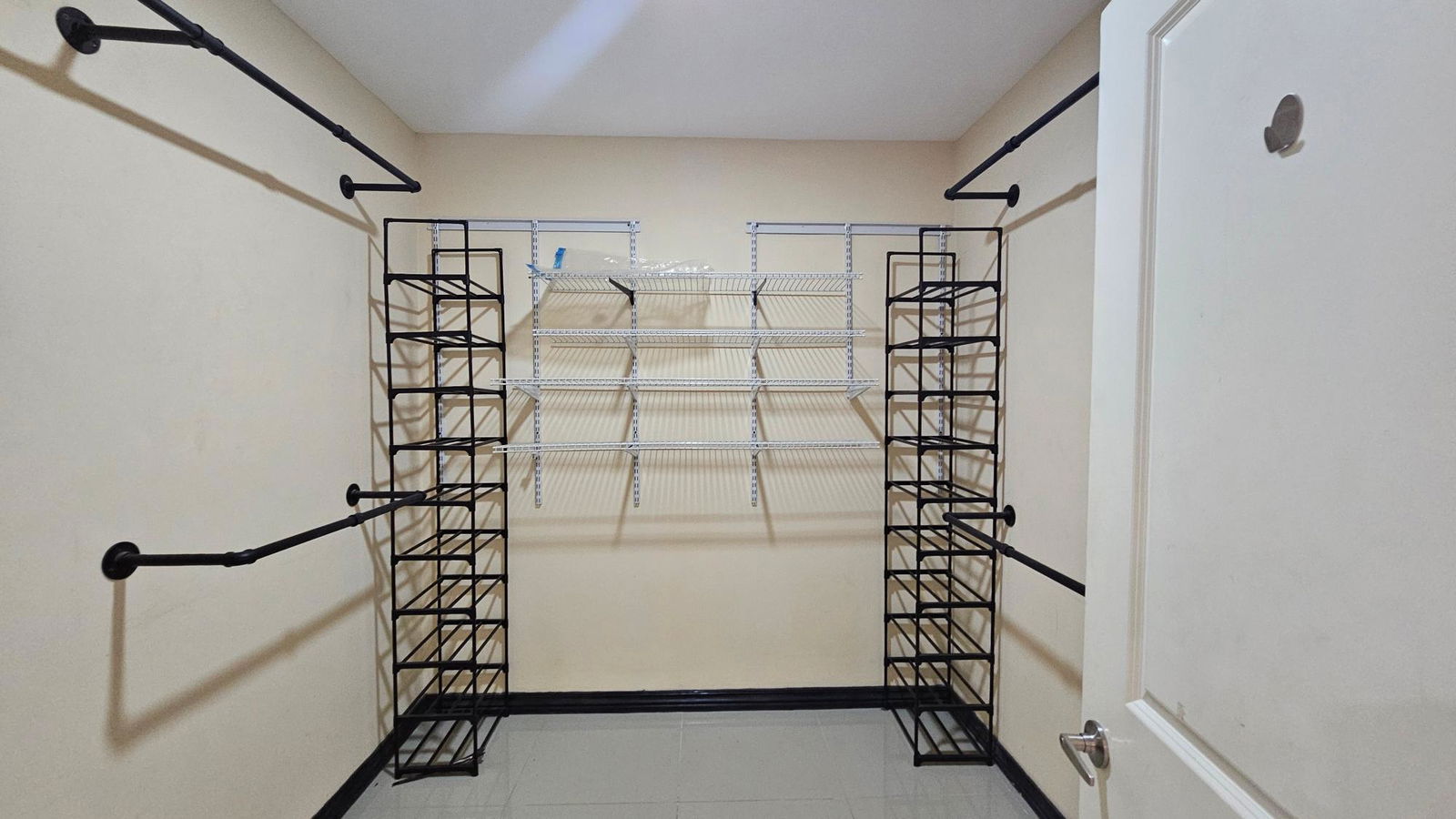 Fourteenth image of 15-19 Merrivale Avenue in Kingston 8, St. Andrew, Jamaica - property is For Rent