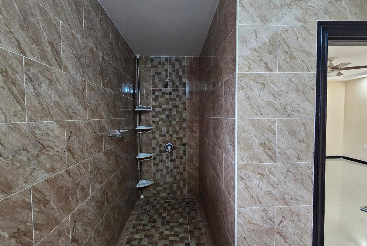 Seventeenth image of 15-19 Merrivale Avenue in Kingston 8, St. Andrew, Jamaica - property is For Rent