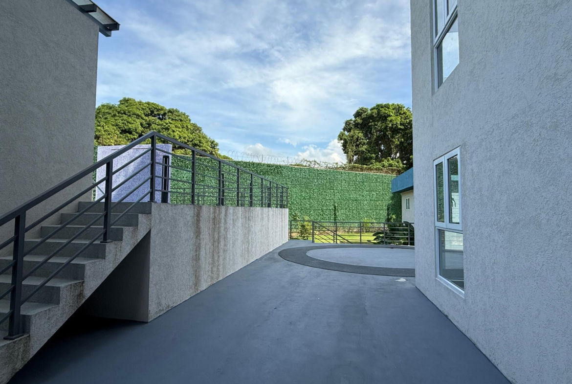 Twelfth image of 105-44 Upper Waterloo Road in Constant Spring P.O., St. Andrew, Jamaica - property is For Rent