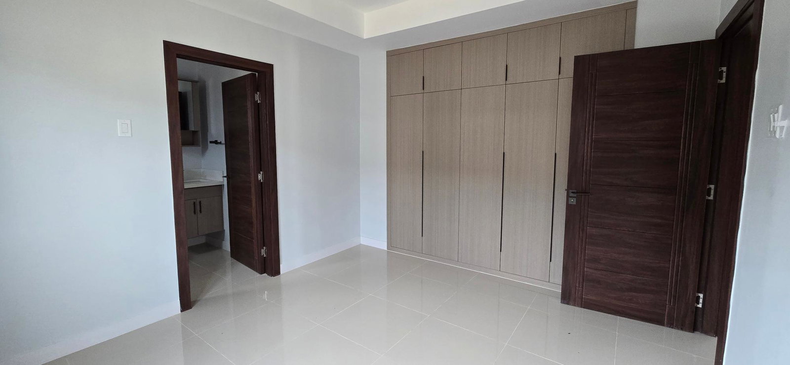 Modern-2-Bedroom-House-for-Rent-in-Oak-Estate-Portmore-St.-Catherine Eleventh image of 334 Oak Estate in Bernard Lodge, St. Catherine, Jamaica - property is For Rent