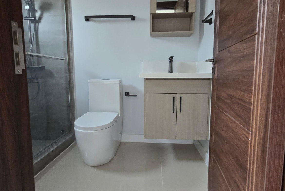 Seventh image of 334 Oak Estate in Bernard Lodge, St. Catherine, Jamaica - property is For Rent