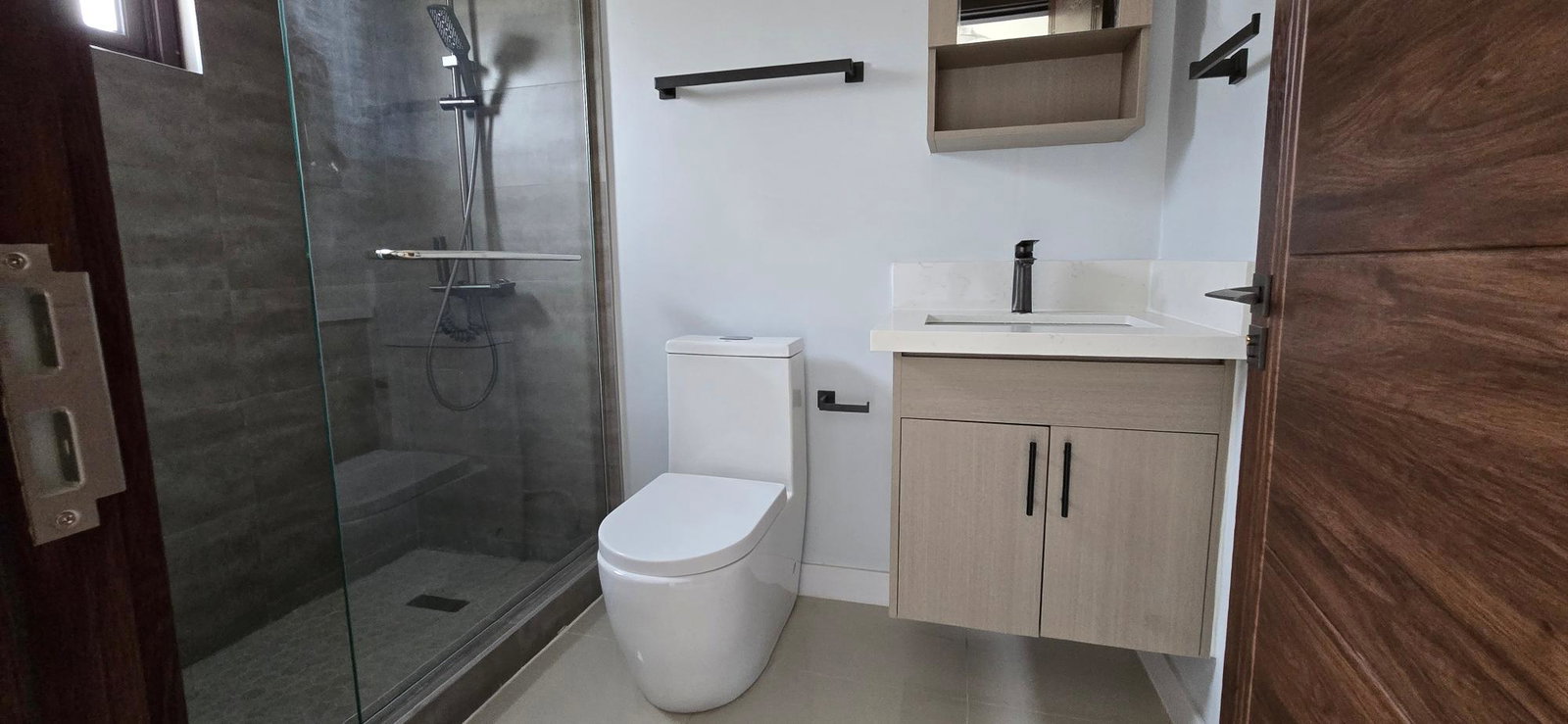 Modern-2-Bedroom-House-for-Rent-in-Oak-Estate-Portmore-St.-Catherine Eighth image of 334 Oak Estate in Bernard Lodge, St. Catherine, Jamaica - property is For Rent