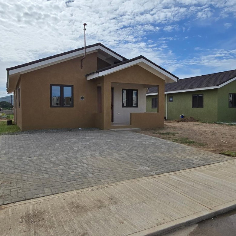 First image of 334 Oak Estate in Bernard Lodge, St. Catherine, Jamaica - property is For Rent