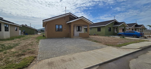 First image of 334 Oak Estate in Bernard Lodge, St. Catherine, Jamaica - property is For Rent