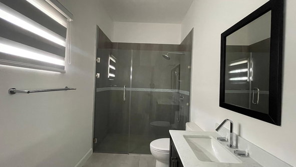 Ninth image of 47 Oakridge Circle in Bernard Lodge, St. Catherine, Jamaica - property is For Rent
