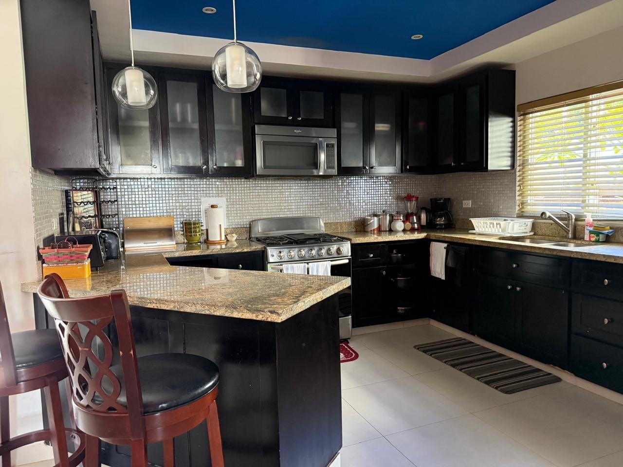 Tenth image of 22- 1a &1b Miramar Spring Gar in Spring Garden, St. James, Jamaica - property is For Rent
