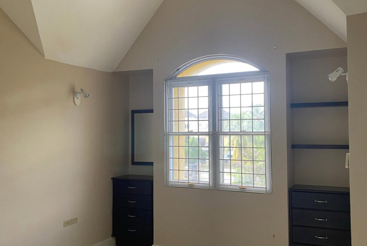 Fifteenth image of 4-3 Linstone Crescent in Kingston 5, St. Andrew, Jamaica - property is For Rent