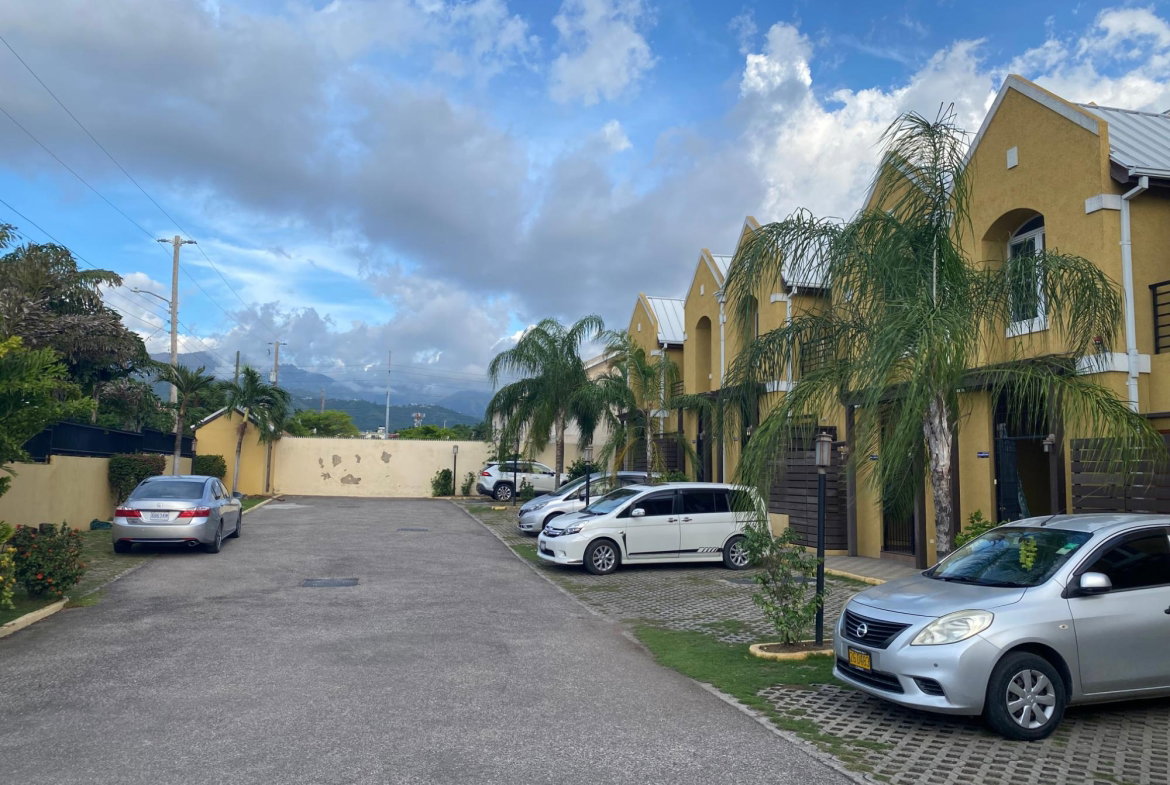 Third image of 4-3 Linstone Crescent in Kingston 5, St. Andrew, Jamaica - property is For Rent