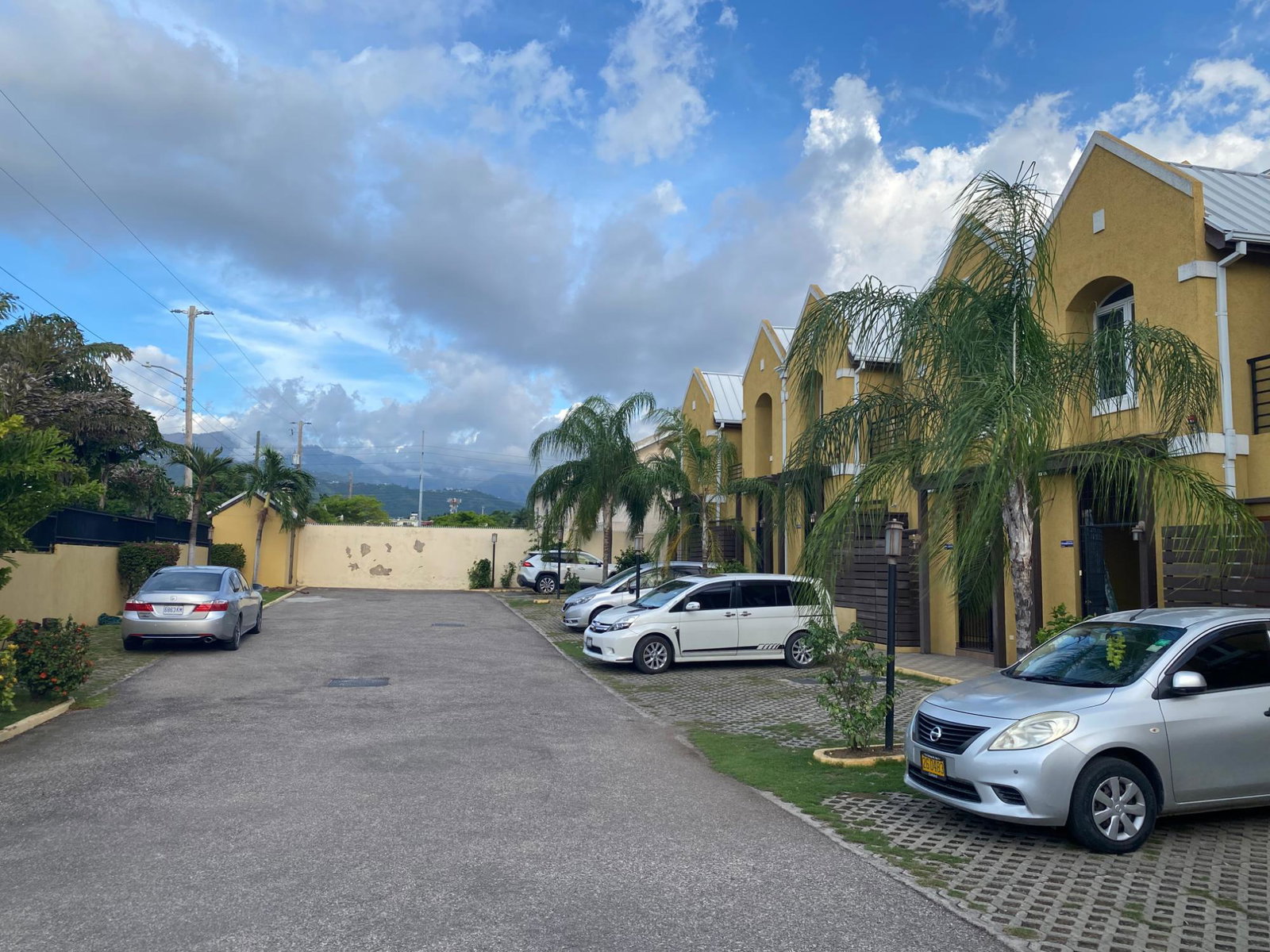 Third image of 4-3 Linstone Crescent in Kingston 5, St. Andrew, Jamaica - property is For Rent
