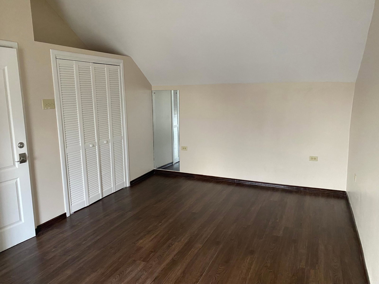 Twenty-Seventh image of 4-3 Linstone Crescent in Kingston 5, St. Andrew, Jamaica - property is For Rent