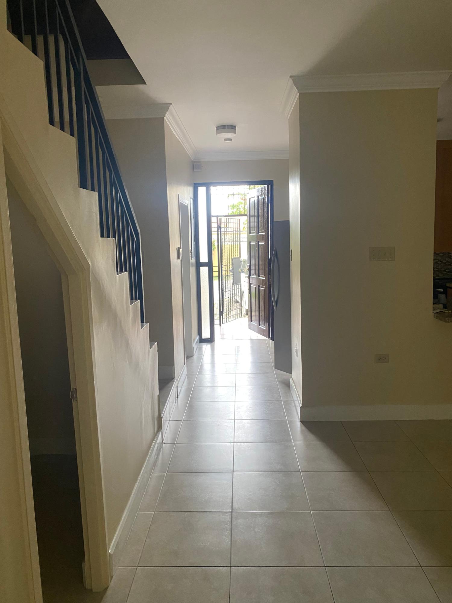 Tenth image of 4-3 Linstone Crescent in Kingston 5, St. Andrew, Jamaica - property is For Rent