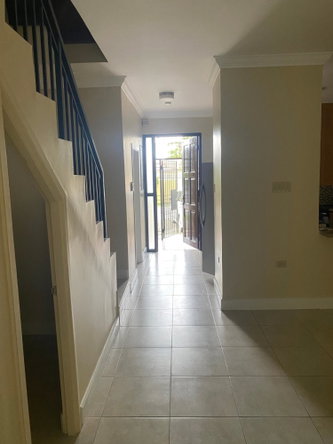 Tenth image of 4-3 Linstone Crescent in Kingston 5, St. Andrew, Jamaica - property is For Rent