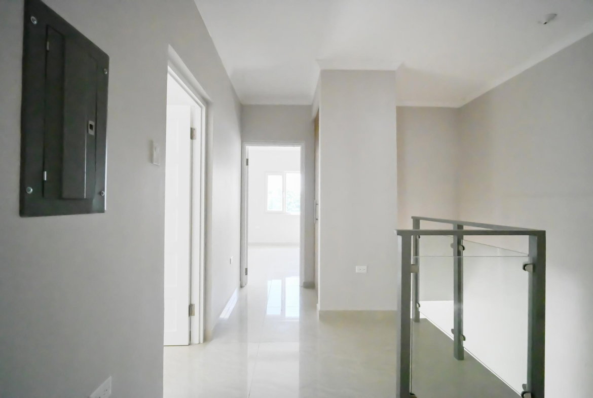 Second image of 3-14 Garden Close in Kingston 8, St. Andrew, Jamaica - property is For Rent