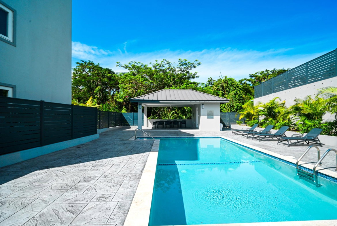 Eleventh image of 3-14 Garden Close in Kingston 8, St. Andrew, Jamaica - property is For Rent