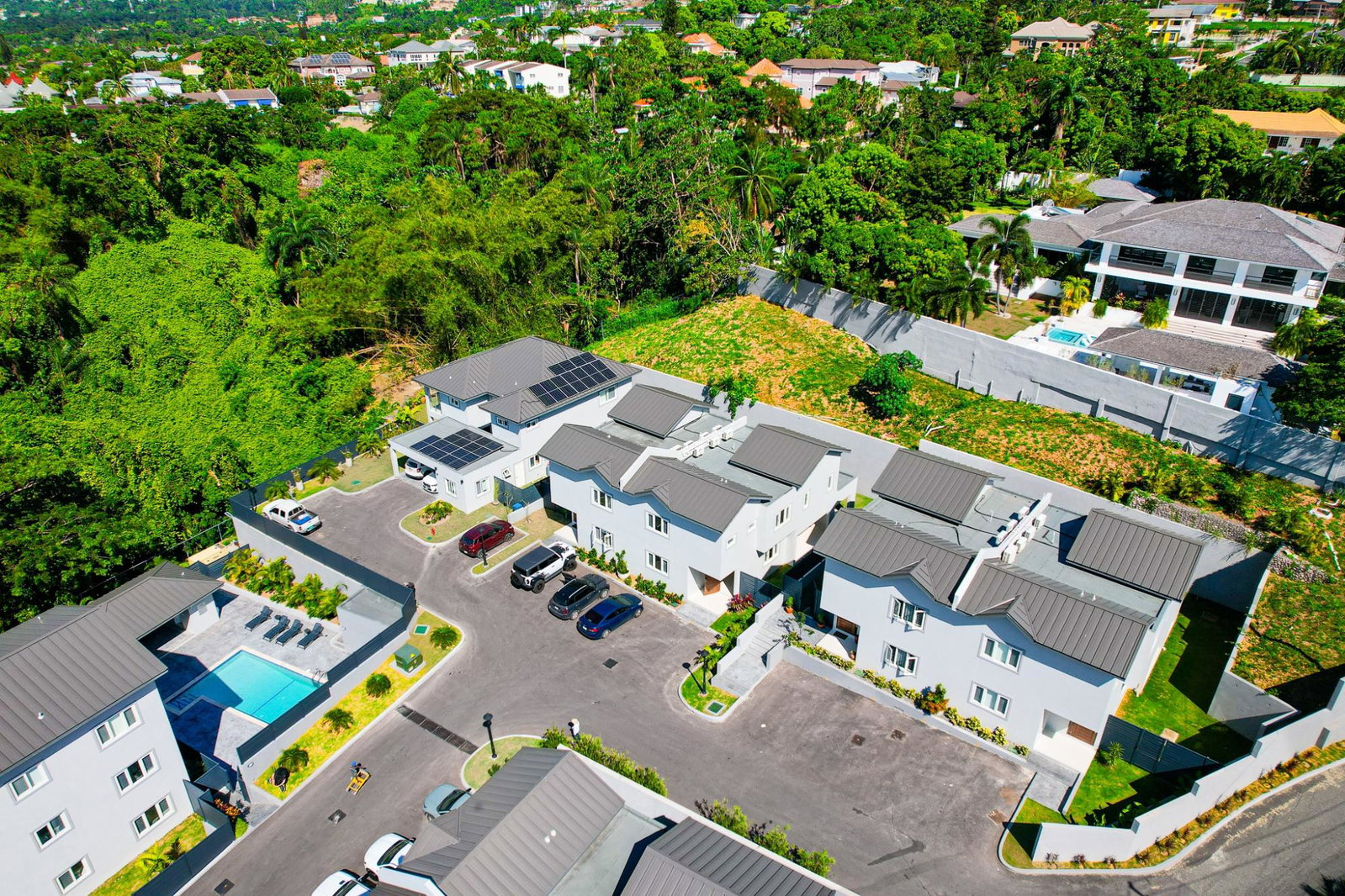 First image of 3-14 Garden Close in Kingston 8, St. Andrew, Jamaica - property is For Rent