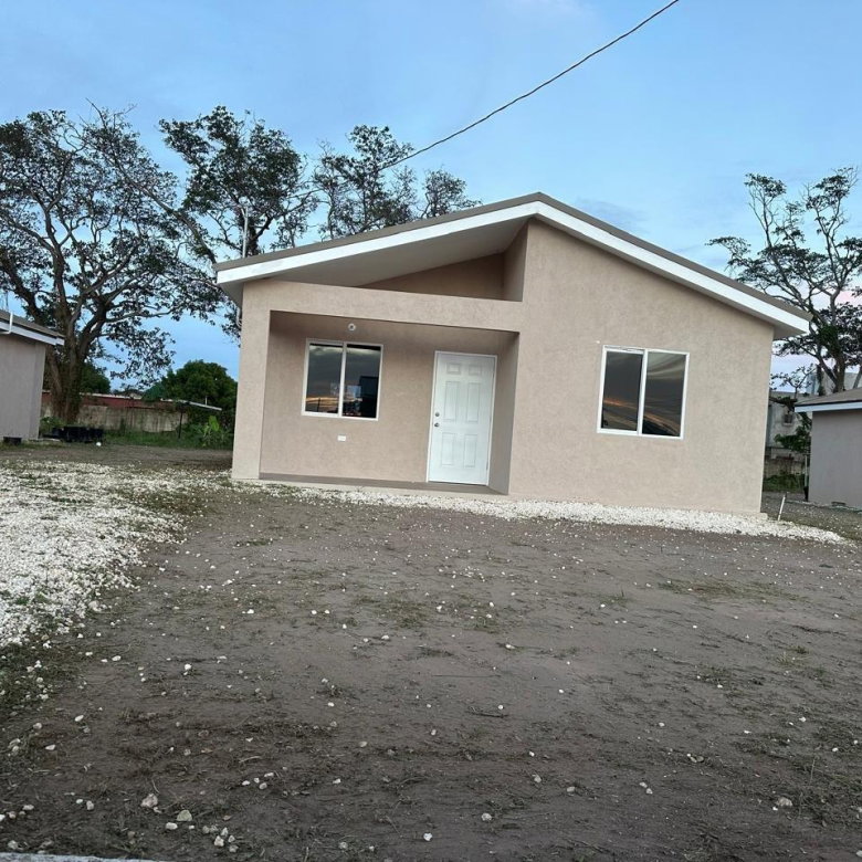 First image of 500 Mango Drive in Old Harbour, St. Catherine, Jamaica - property is For Rent