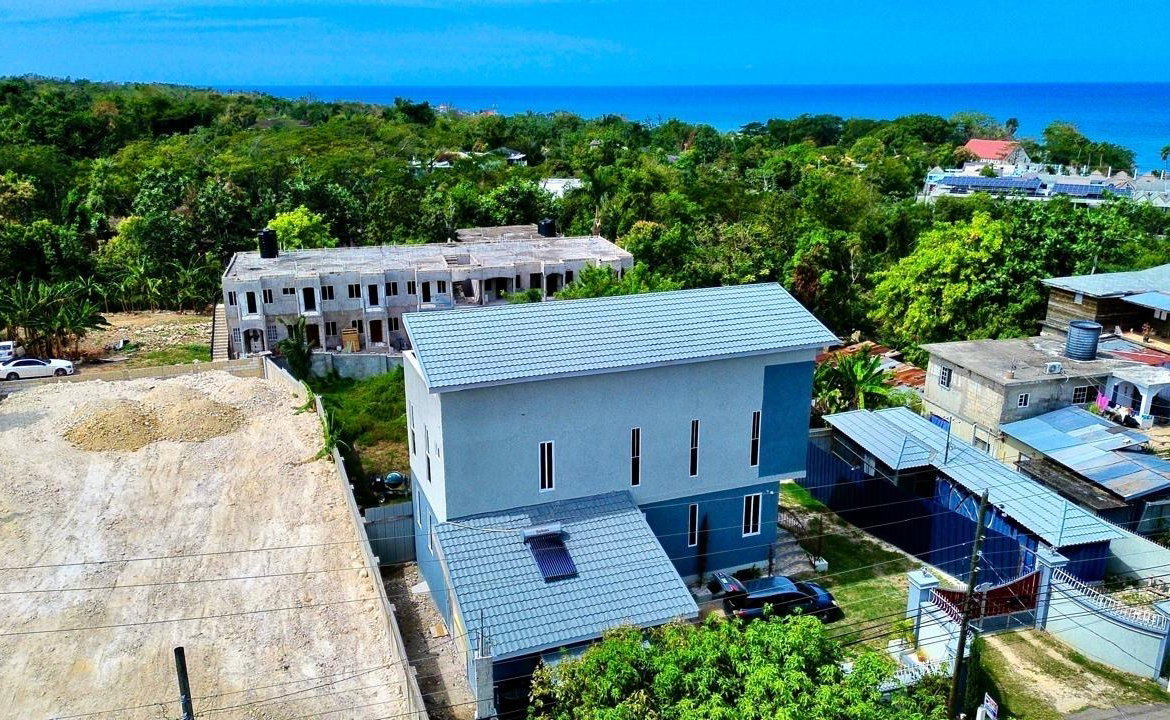 Fifth image of Negril in Negril, Westmoreland, Jamaica - property is For Rent