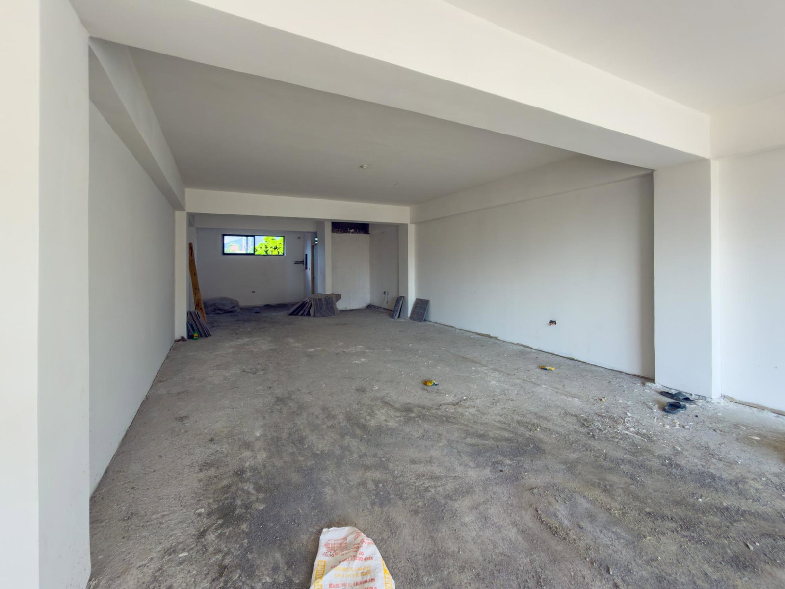 Ninth image of 39-27 Eastwood Park Road in Kingston 10, St. Andrew, Jamaica - property is For Sale