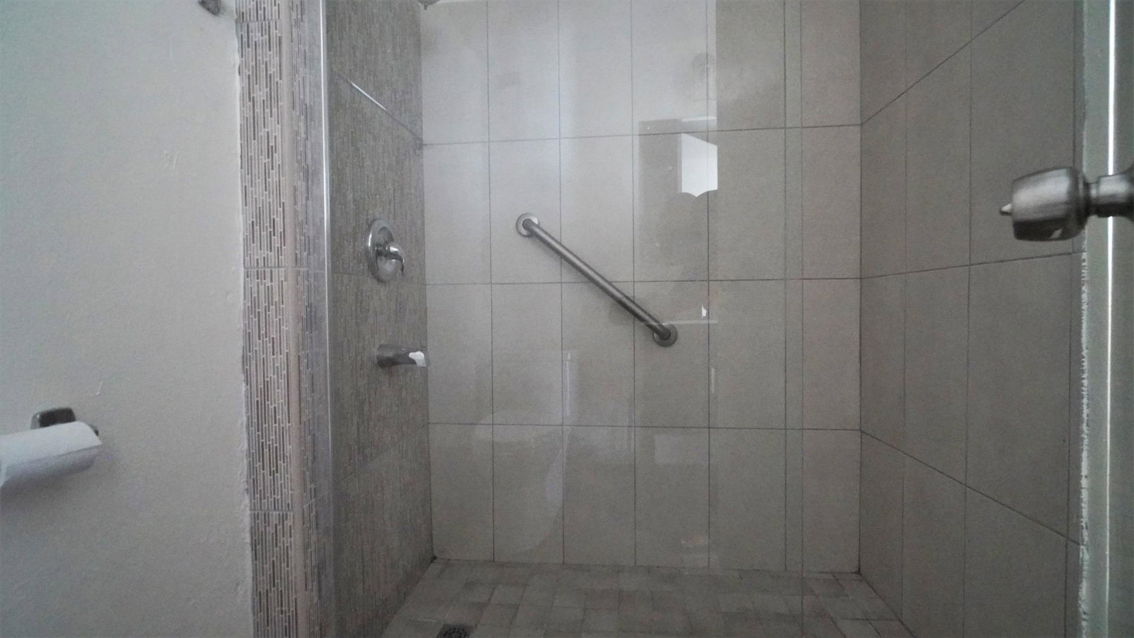Second image of 13-3a Worthington Avenue (st. e in Kingston 5, St. Andrew, Jamaica - property is For Rent
