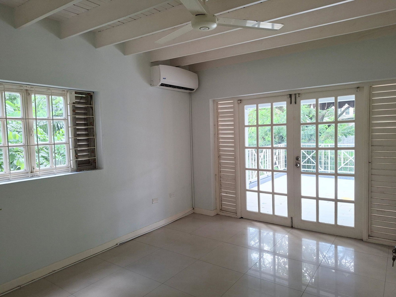 Thirteenth image of 312-12 Broadway Road in Kingston 8, St. Andrew, Jamaica - property is For Rent