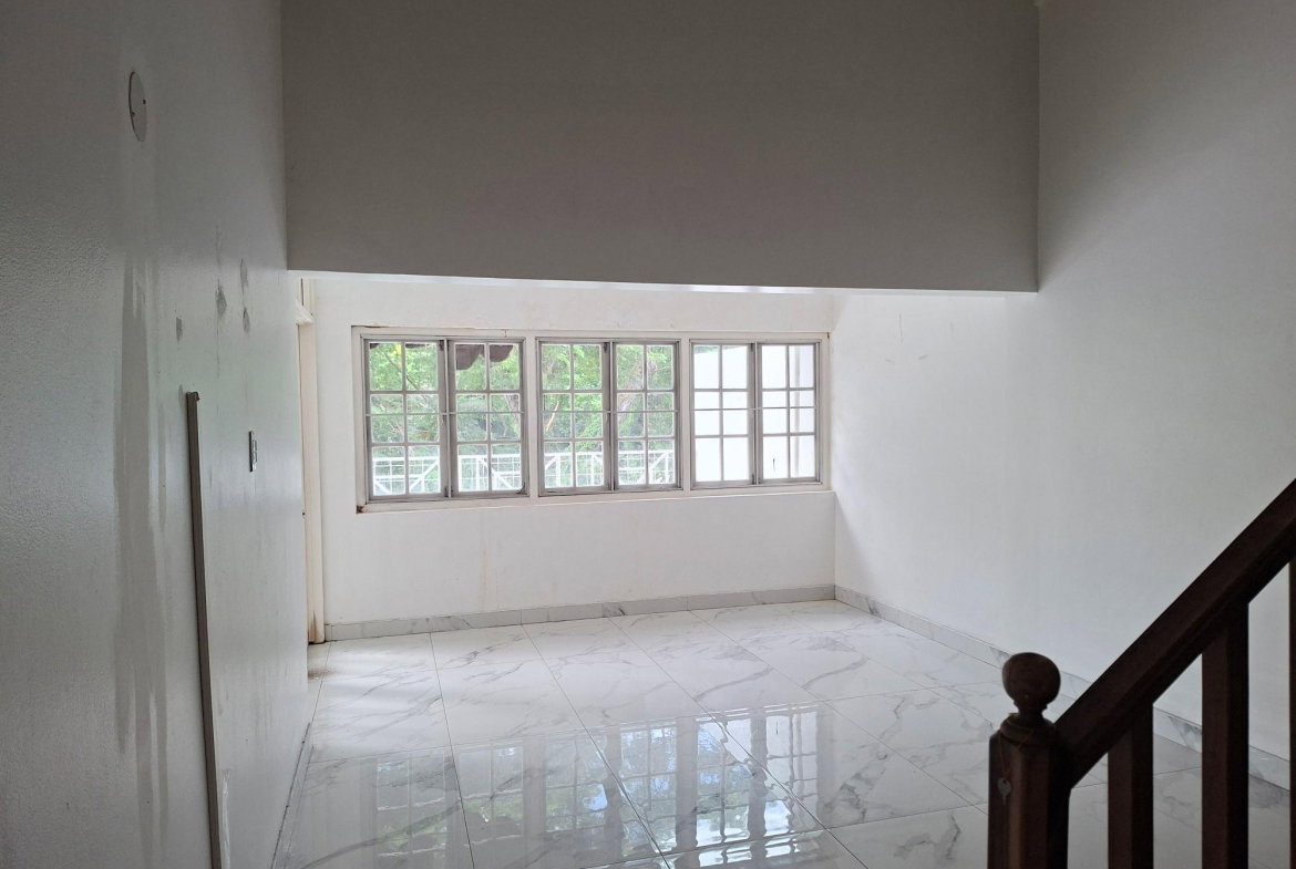 Tenth image of 312-12 Broadway Road in Kingston 8, St. Andrew, Jamaica - property is For Rent