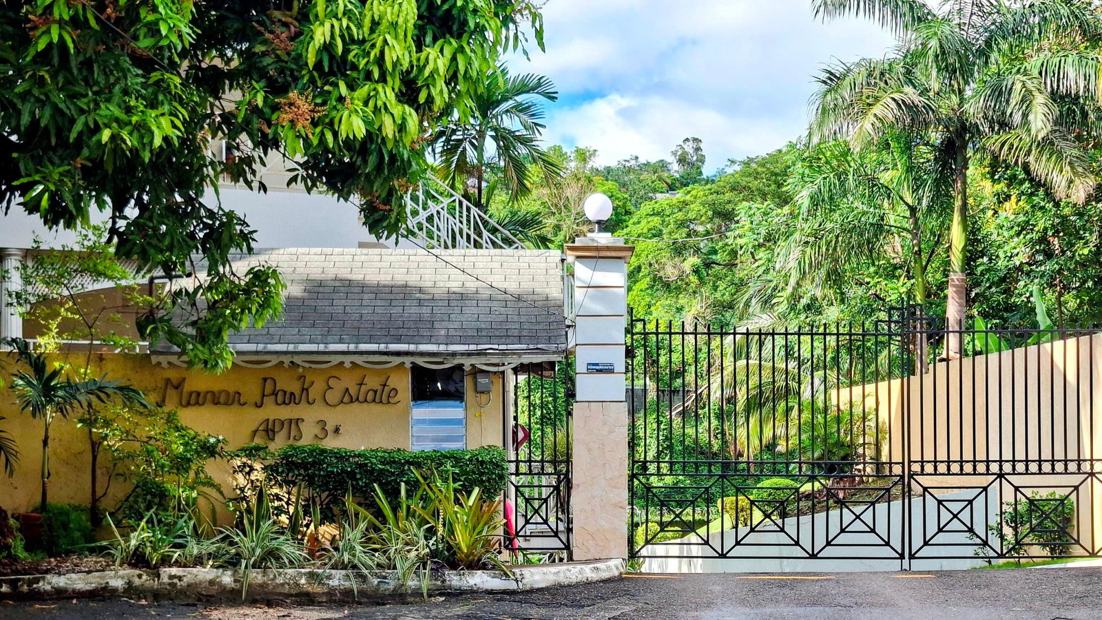 First image of 312-12 Broadway Road in Kingston 8, St. Andrew, Jamaica - property is For Rent