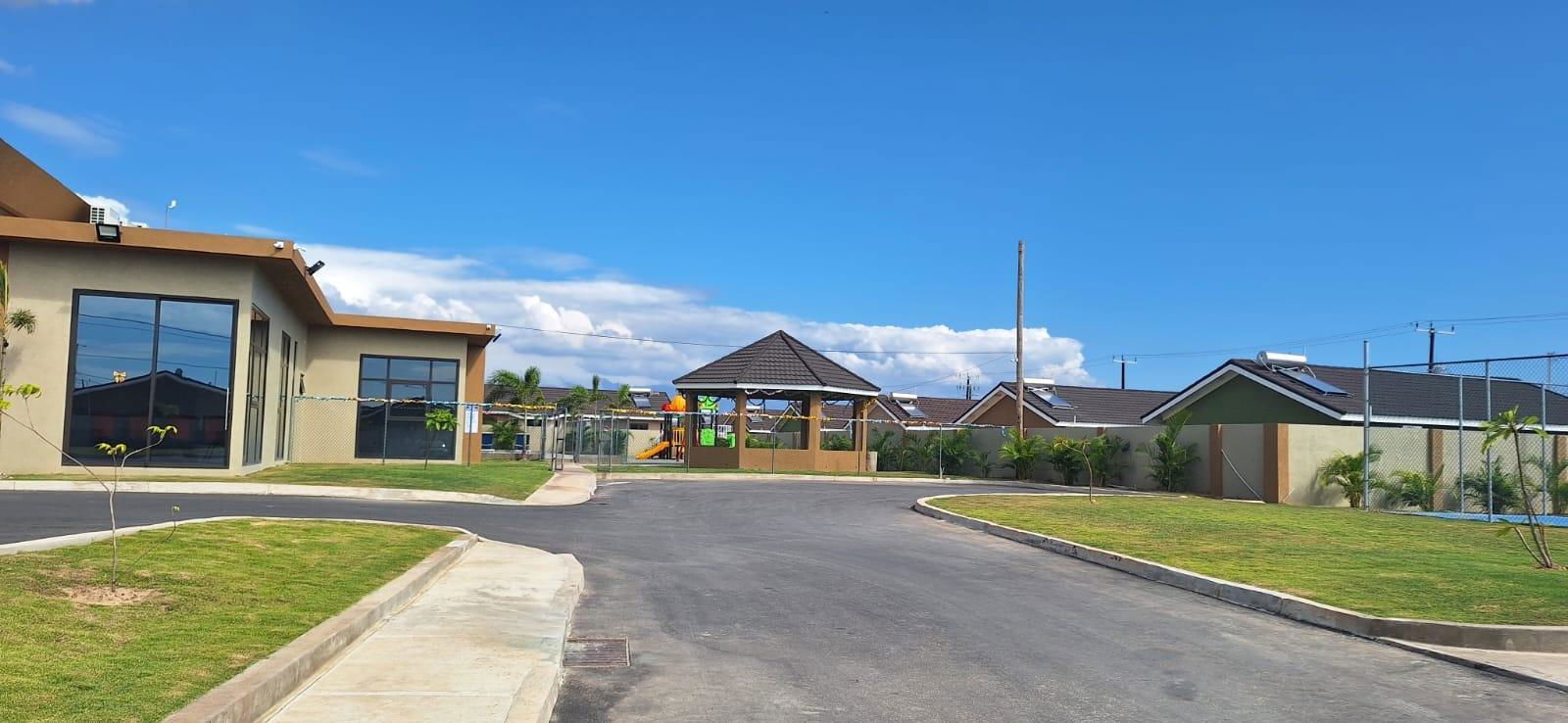 Eighth image of 43 Oak Estate (phase 2) in Caymanas, St. Catherine, Jamaica - property is For Rent