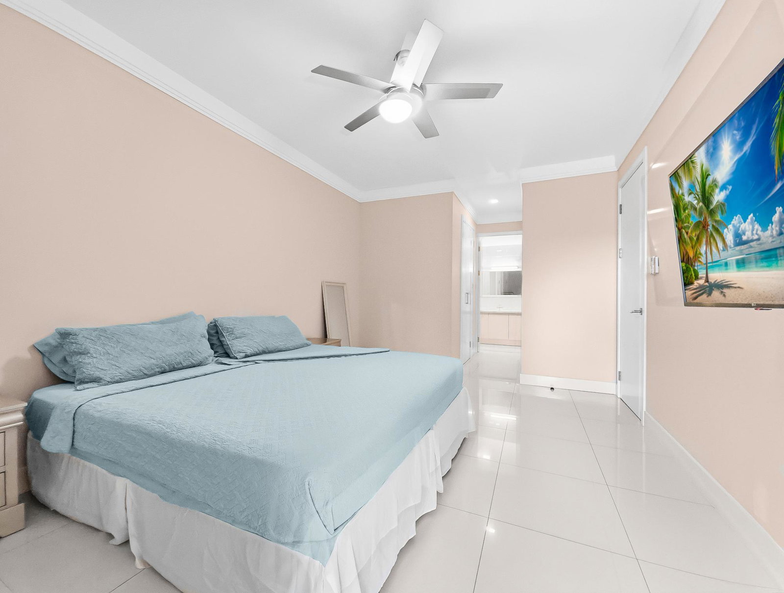 Fourteenth image of 107-20 South in Kingston 10, St. Andrew, Jamaica - property is For Rent