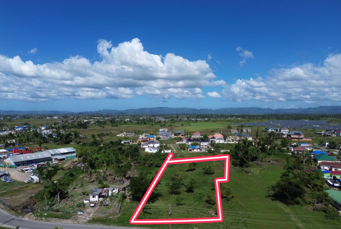 First image of Savanna-la-mar in Savanna-La-Mar, Westmoreland, Jamaica - property is For Sale