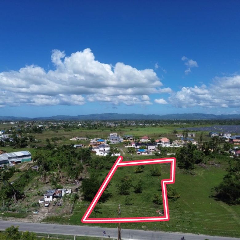 First image of Savanna-la-mar in Savanna-La-Mar, Westmoreland, Jamaica - property is For Sale