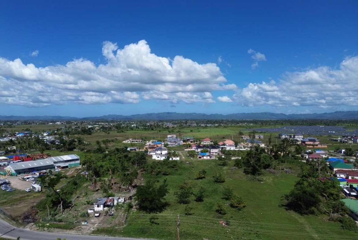 Ninth image of Savanna-la-mar in Savanna-La-Mar, Westmoreland, Jamaica - property is For Sale
