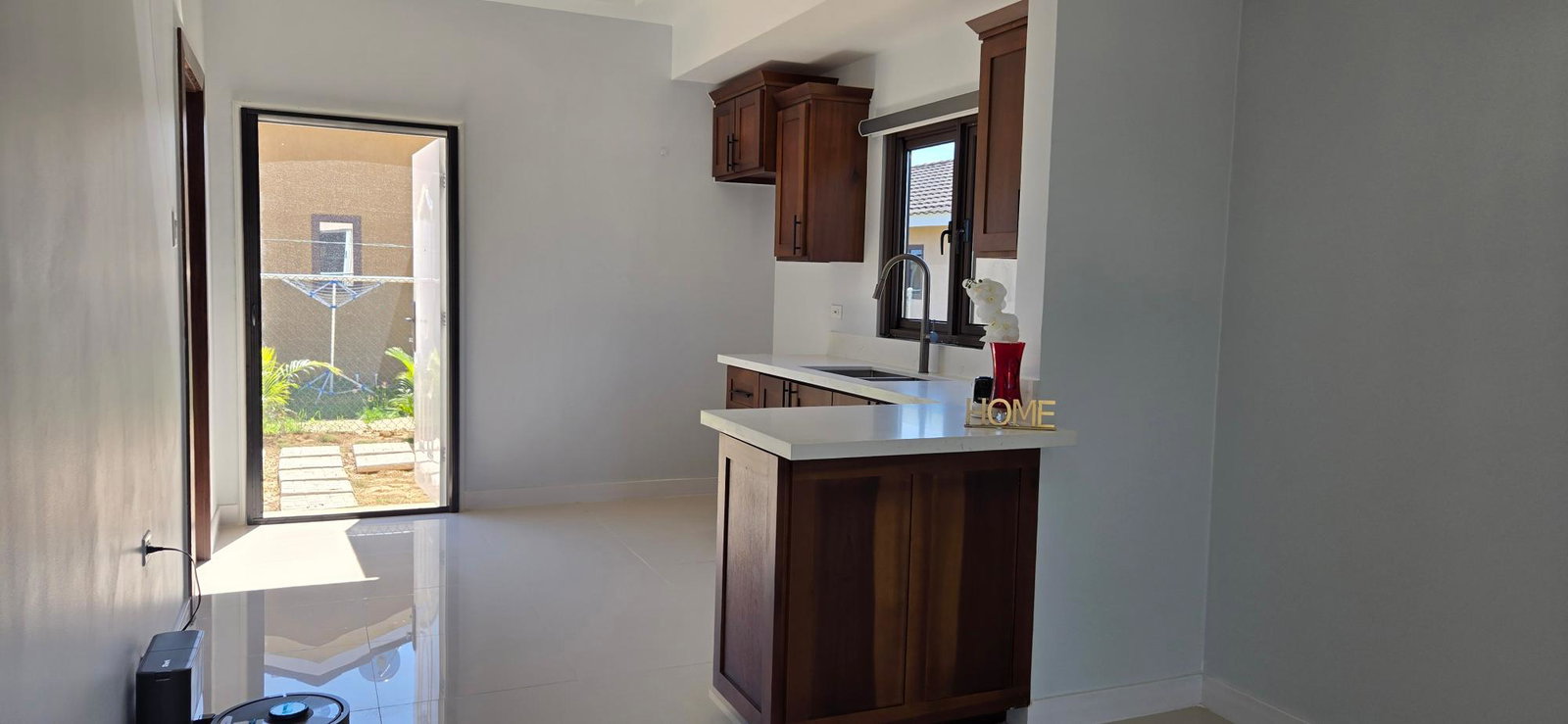 Eleventh image of 463 Oak Estate Phase 1 in Bernard Lodge, St. Catherine, Jamaica - property is For Rent