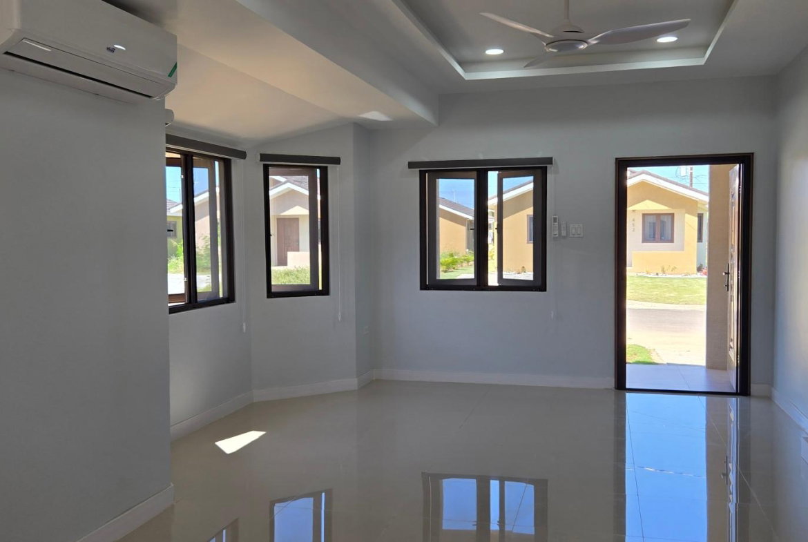 Twelfth image of 463 Oak Estate Phase 1 in Bernard Lodge, St. Catherine, Jamaica - property is For Rent