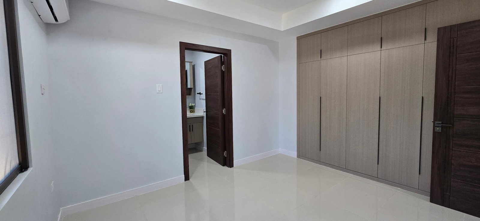 Sixteenth image of 463 Oak Estate Phase 1 in Bernard Lodge, St. Catherine, Jamaica - property is For Rent