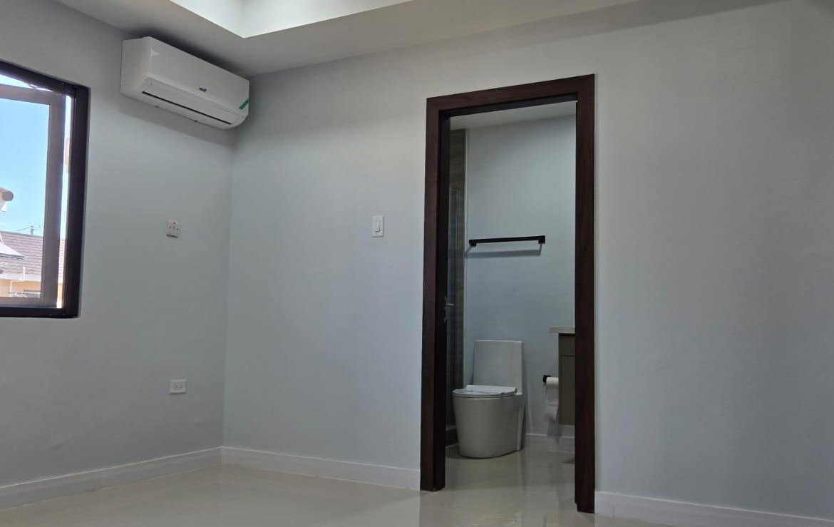 Seventeenth image of 463 Oak Estate Phase 1 in Bernard Lodge, St. Catherine, Jamaica - property is For Rent