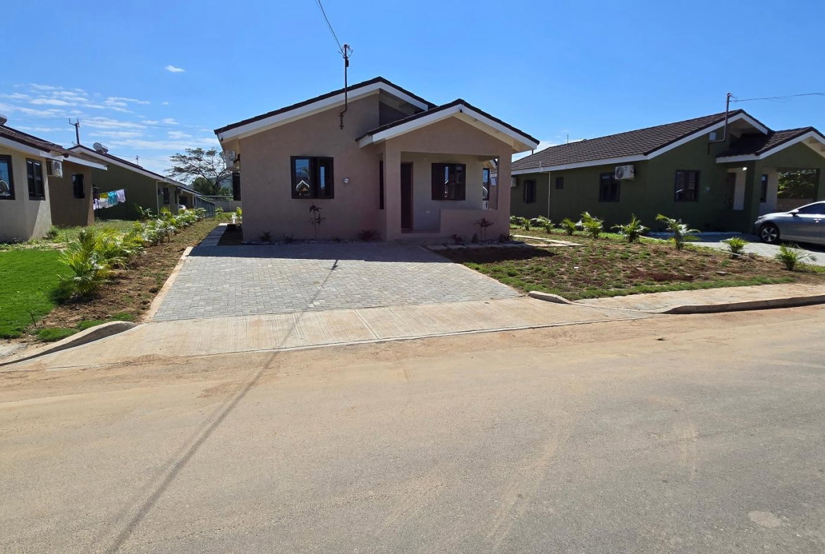 Twenty-Second image of 463 Oak Estate Phase 1 in Bernard Lodge, St. Catherine, Jamaica - property is For Rent