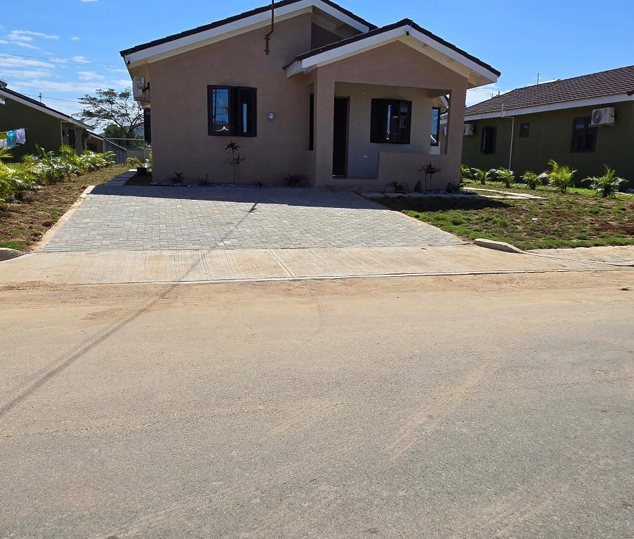 Twenty-Fourth image of 463 Oak Estate Phase 1 in Bernard Lodge, St. Catherine, Jamaica - property is For Rent