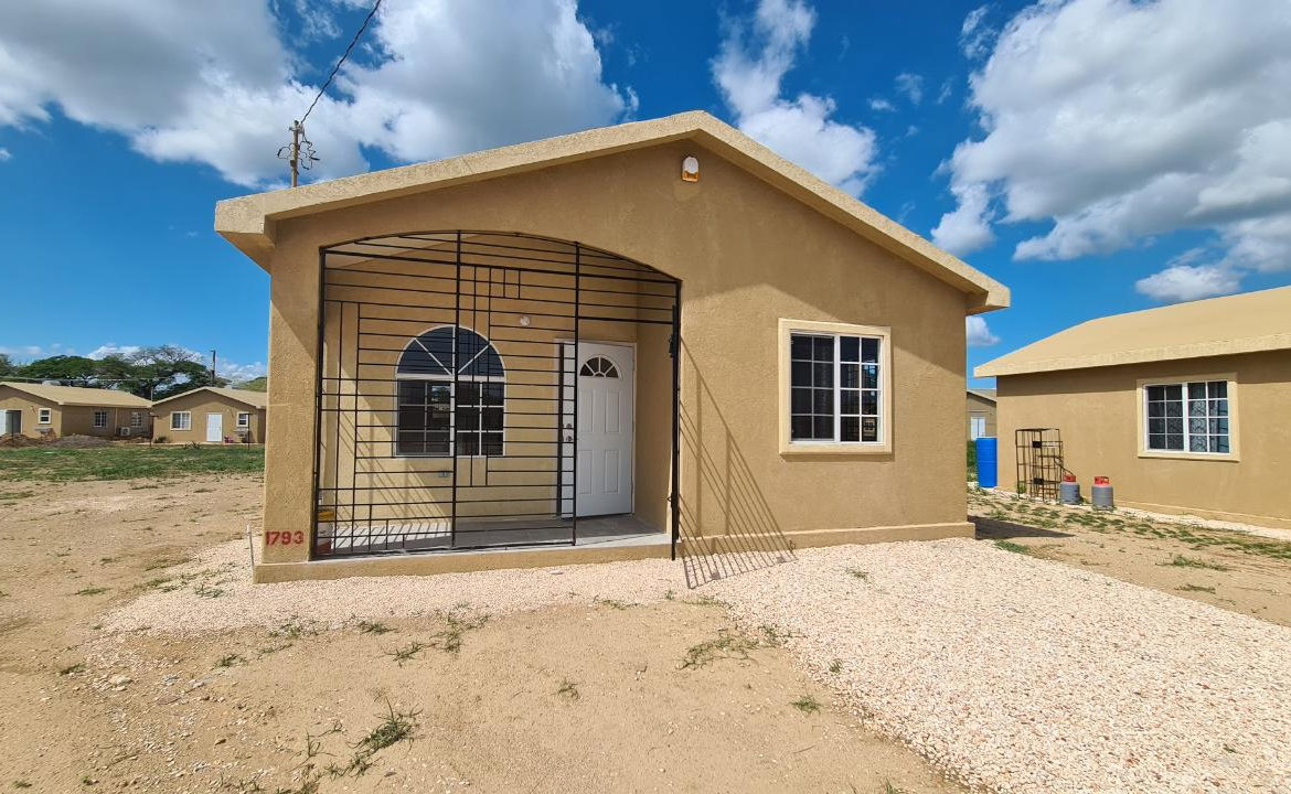 Second image of 1793-3 Birch Place in Greater Portmore, St. Catherine, Jamaica - property is For Rent