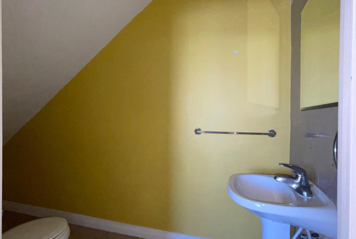 Seventeenth image of 35 Hampstead Way in Caribbean Estates, St. Catherine, Jamaica - property is For Rent