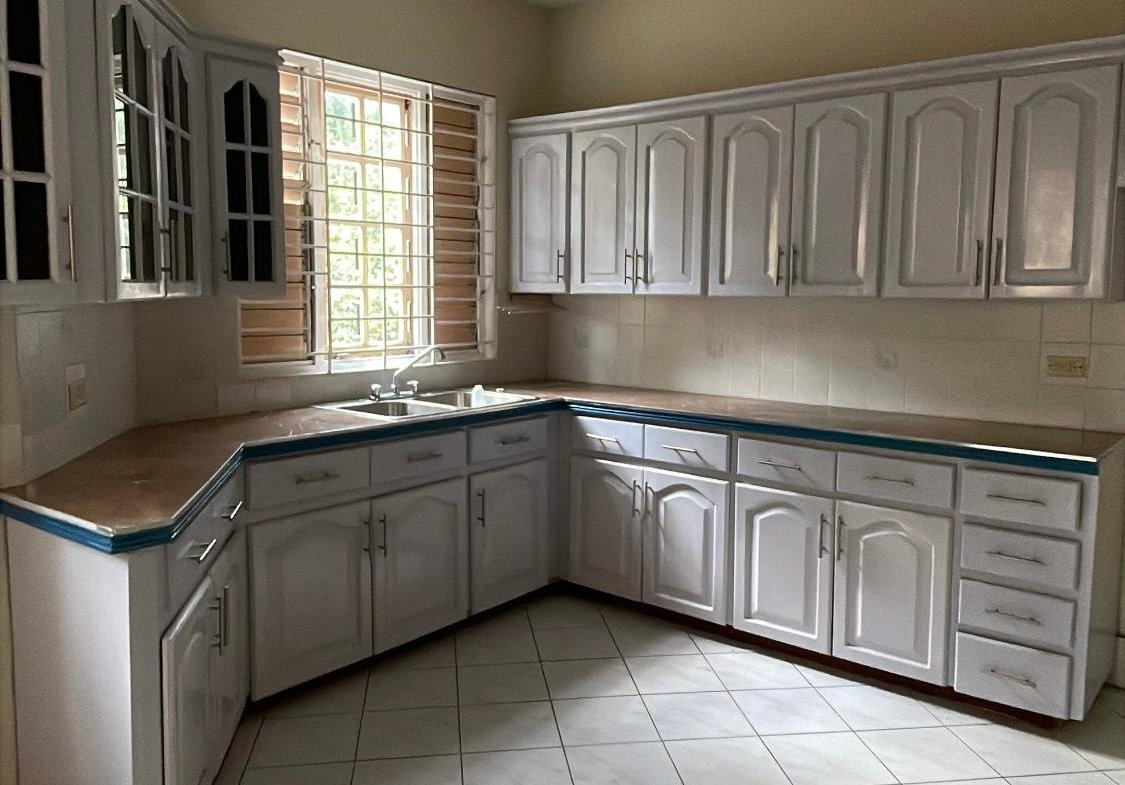 Thirteenth image of Montcalm Avenue in Kingston 19, St. Andrew, Jamaica - property is For Rent